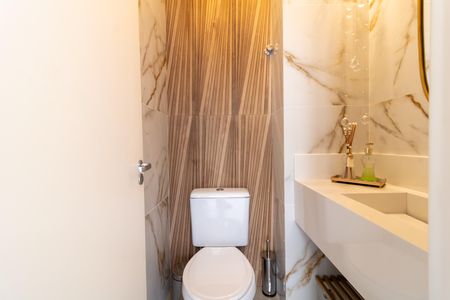 Casa de condomínio à venda com 200m², 4 quartos e 2 vagas Casa de condomínio à venda com 200m², 4 quartos e 2 vagasLavabo