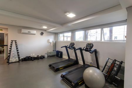 Área comum - Academia de casa de condomínio à venda com 4 quartos, 200m² em Glória, Porto Alegre