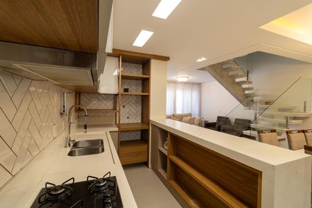 Casa de condomínio à venda com 200m², 4 quartos e 2 vagas Casa de condomínio à venda com 200m², 4 quartos e 2 vagasCozinha