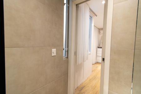 Casa de condomínio à venda com 200m², 4 quartos e 2 vagas Casa de condomínio à venda com 200m², 4 quartos e 2 vagasBanheiro da Suíte 1