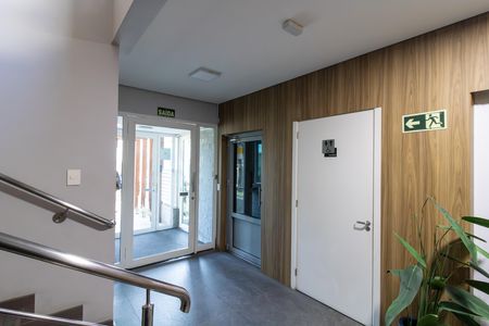 Casa de condomínio à venda com 200m², 4 quartos e 2 vagas Casa de condomínio à venda com 200m², 4 quartos e 2 vagasHall de entrada