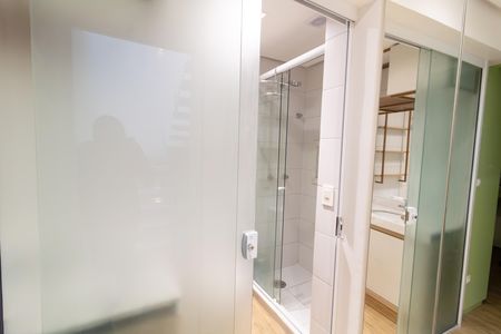 Casa de condomínio à venda com 200m², 4 quartos e 2 vagas Casa de condomínio à venda com 200m², 4 quartos e 2 vagasBanheiro da Suíte 3