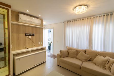 Casa de condomínio à venda com 200m², 4 quartos e 2 vagas Casa de condomínio à venda com 200m², 4 quartos e 2 vagasSala