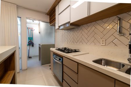 Casa de condomínio à venda com 200m², 4 quartos e 2 vagas Casa de condomínio à venda com 200m², 4 quartos e 2 vagasCozinha