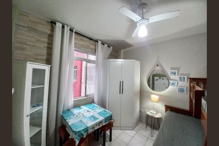 Kitnet de apartamento para alugar com 1 quarto, 30m² em Centro, São Vicente
