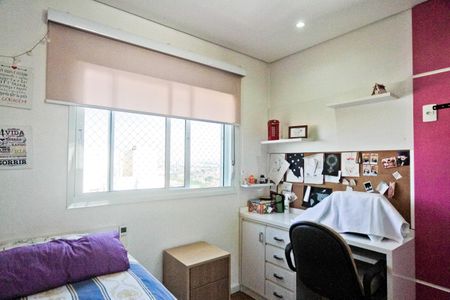 Apartamento à venda com 131m², 3 quartos e 2 vagasQuarto 2
