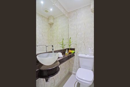 Apartamento à venda com 131m², 3 quartos e 2 vagasLavabo