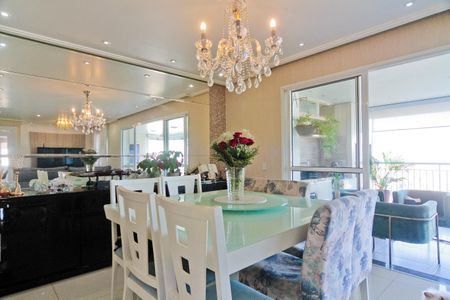 Apartamento à venda com 131m², 3 quartos e 2 vagasSala