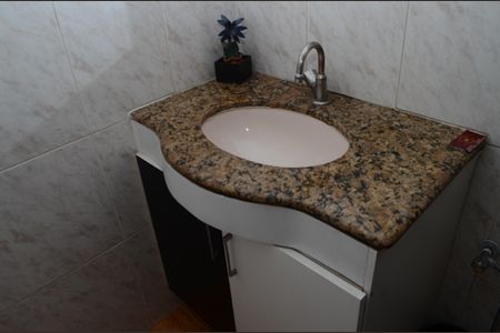 Casa para alugar com 158m², 2 quartos e 2 vagasBanheiro da Suíte