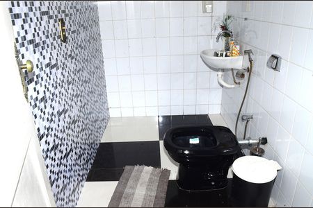 Casa para alugar com 158m², 2 quartos e 2 vagasBanheiro de serviço