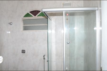 Casa para alugar com 158m², 2 quartos e 2 vagasBanheiro Corredor