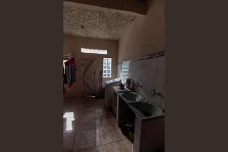 Casa à venda com 450m², 2 quartos e 4 vagas