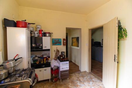 Casa à venda com 450m², 2 quartos e 4 vagas