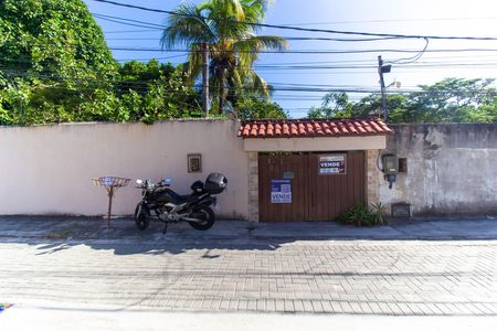 Casa à venda com 450m², 2 quartos e 4 vagas