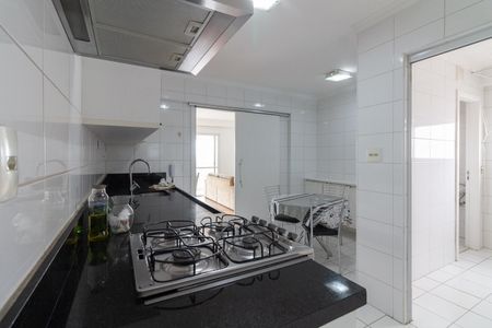 Apartamento à venda com 106m², 3 quartos e 2 vagas Apartamento à venda com 106m², 3 quartos e 2 vagasCozinha