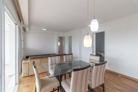 Apartamento à venda com 106m², 3 quartos e 2 vagas Apartamento à venda com 106m², 3 quartos e 2 vagasSala