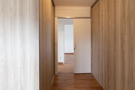 Apartamento à venda com 106m², 3 quartos e 2 vagas Apartamento à venda com 106m², 3 quartos e 2 vagasQuarto 3 - Suíte