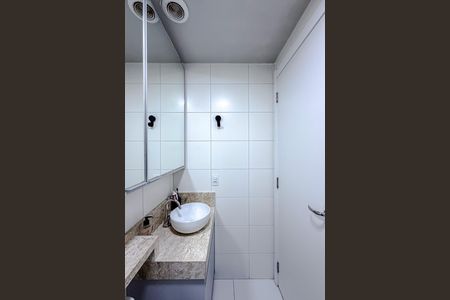 Apartamento à venda com 33m², 2 quartos e sem vaga Apartamento à venda com 33m², 2 quartos e sem vagaBanheiro