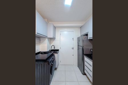 Apartamento à venda com 33m², 2 quartos e sem vaga Apartamento à venda com 33m², 2 quartos e sem vagaCozinha e Área de Serviço