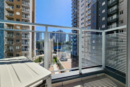 Varanda  de apartamento à venda com 2 quartos, 49m² em Santo Cristo, Rio de Janeiro