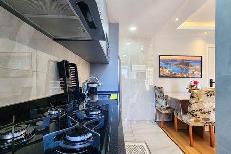 Apartamento à venda com 49m², 2 quartos e sem vaga Apartamento à venda com 49m², 2 quartos e sem vagaCozinha