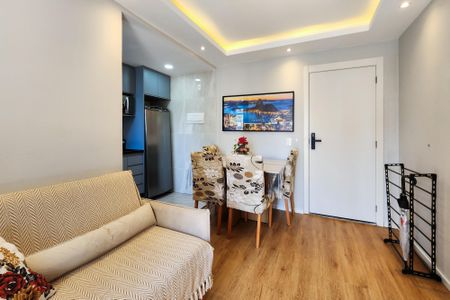 Apartamento à venda com 49m², 2 quartos e sem vaga Apartamento à venda com 49m², 2 quartos e sem vagaSala
