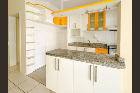Apartamento para alugar com 108m², 3 quartos e 2 vagasCozinha
