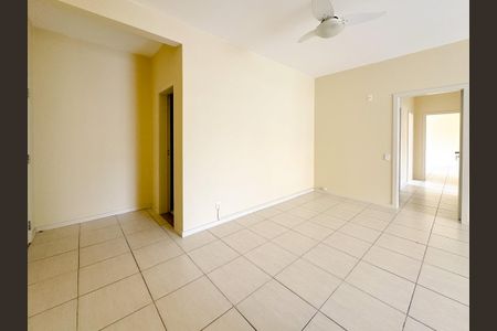 Apartamento para alugar com 108m², 3 quartos e 2 vagasSala de TV