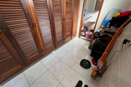 Apartamento à venda com 185m², 4 quartos e 2 vagasQuarto de Serviço