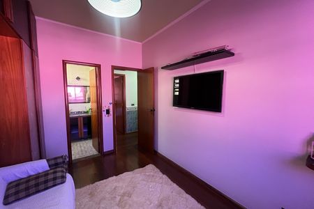 Apartamento à venda com 185m², 4 quartos e 2 vagasQuarto 2