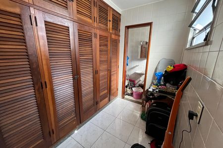 Apartamento à venda com 185m², 4 quartos e 2 vagasQuarto de Serviço