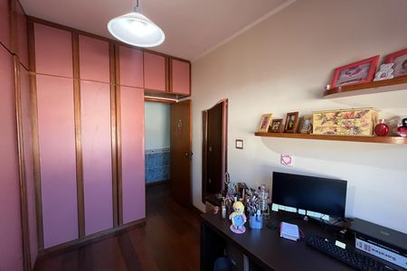 Apartamento à venda com 185m², 4 quartos e 2 vagasQuarto 3