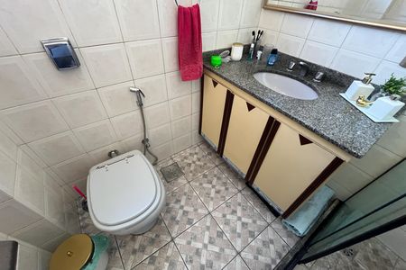 Apartamento à venda com 185m², 4 quartos e 2 vagasBanheiro 4