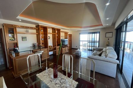 Apartamento à venda com 185m², 4 quartos e 2 vagasSala