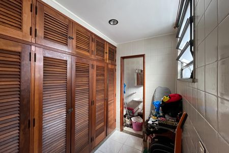 Apartamento à venda com 185m², 4 quartos e 2 vagasQuarto de Serviço