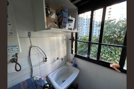 Apartamento à venda com 64m², 3 quartos e 1 vagaÁrea de Serviço