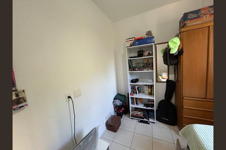 Apartamento à venda com 64m², 3 quartos e 1 vagaQuarto 2