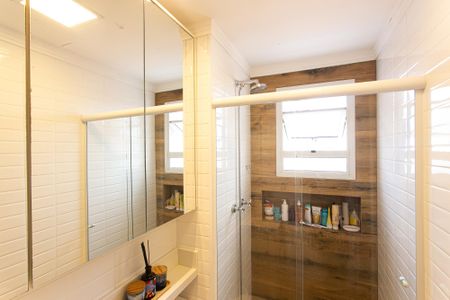 Apartamento à venda com 74m², 2 quartos e 1 vaga Apartamento à venda com 74m², 2 quartos e 1 vagaBanheiro da Suíte
