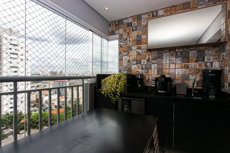 Apartamento à venda com 74m², 2 quartos e 1 vaga Apartamento à venda com 74m², 2 quartos e 1 vagaVaranda gourmet