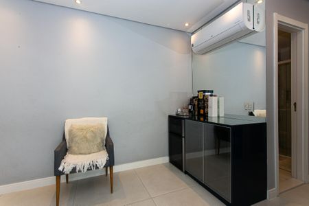 Apartamento à venda com 74m², 2 quartos e 1 vaga Apartamento à venda com 74m², 2 quartos e 1 vagaSala