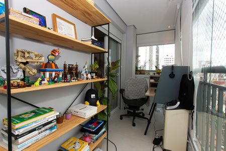 Apartamento à venda com 74m², 2 quartos e 1 vaga Apartamento à venda com 74m², 2 quartos e 1 vagaVaranda gourmet