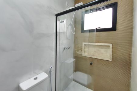 Casa de condomínio para alugar com 212m², 3 quartos e 4 vagasBanheiro Suíte