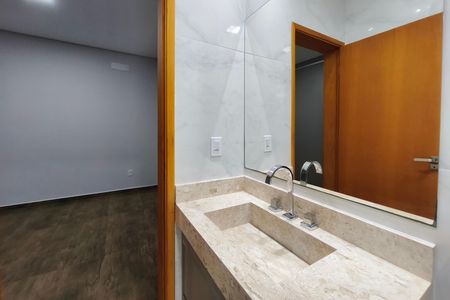 Casa de condomínio para alugar com 212m², 3 quartos e 4 vagasBanheiro Suíte 2
