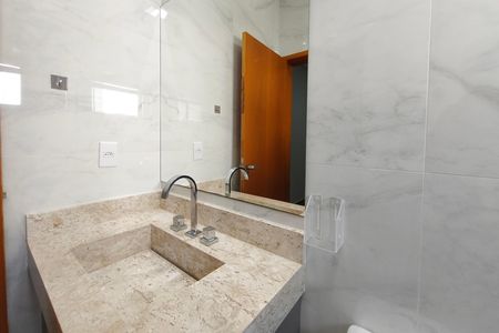 Casa de condomínio para alugar com 212m², 3 quartos e 4 vagasBanheiro Suíte 3