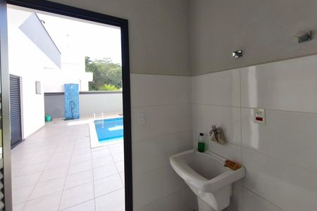 Casa de condomínio para alugar com 212m², 3 quartos e 4 vagasÁrea de Serviço