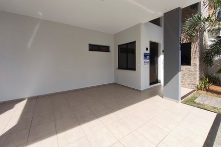 Casa de condomínio para alugar com 212m², 3 quartos e 4 vagasGaragem