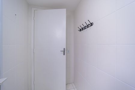 Apartamento para alugar com 53m², 2 quartos e 1 vaga Apartamento para alugar com 53m², 2 quartos e 1 vagaBanheiro