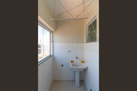 Apartamento à venda com 74m², 3 quartos e 1 vagaÁrea de Serviço