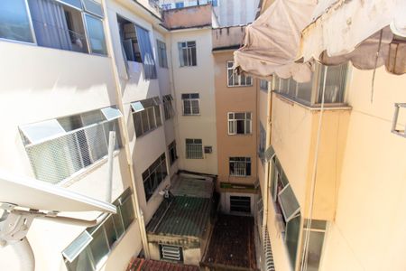 Apartamento para alugar com 65m², 2 quartos e sem vaga