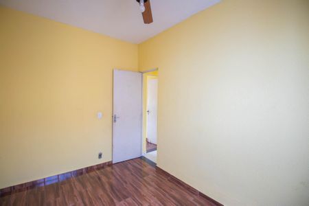 Quarto 2 de apartamento para alugar com 2 quartos, 40m² em Vila Lage, São Gonçalo
